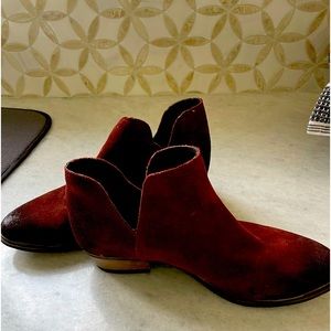 Crevo ankle booties. Like new used